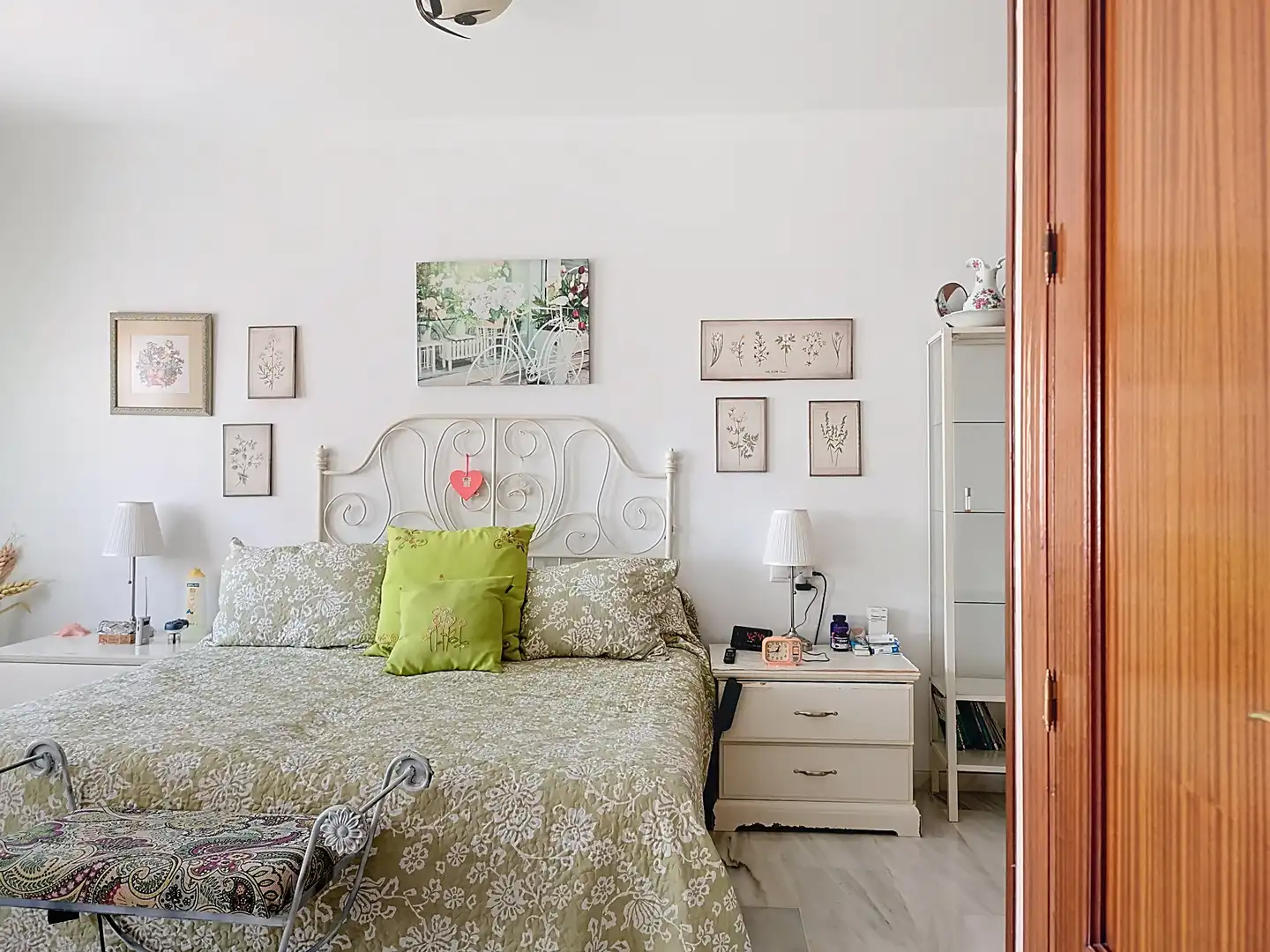 Bedroom of Detached homes for sale in Fuengirola  with Air Conditioner, Storage room and Community pool