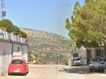 Casa amb jardí en venda a Calle MAESTROS LOS