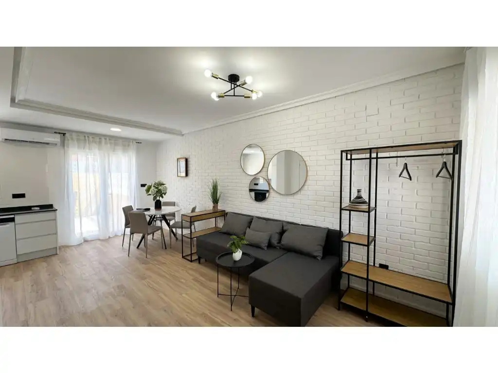 Sala d'estar de Casa o xalet en venda en Orihuela amb Aire condicionat, Jardí privat i Terrassa