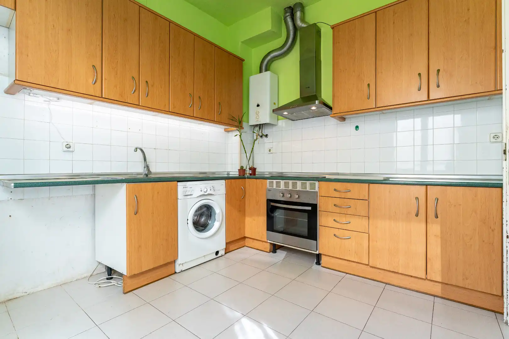 Kitchen of Flat for sale in Centre