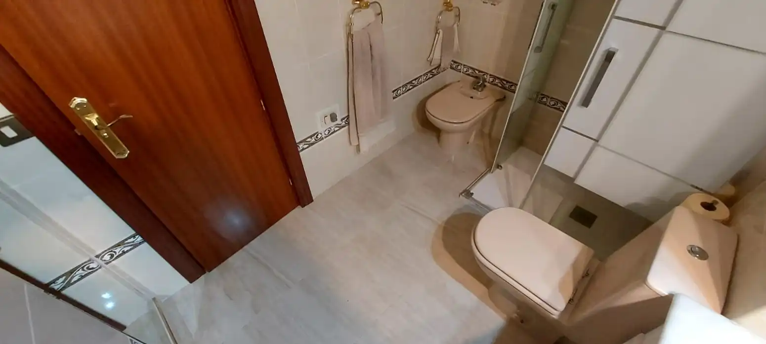 Bany de Pis en venda en Sagunto / Sagunt amb Calefacció i Traster