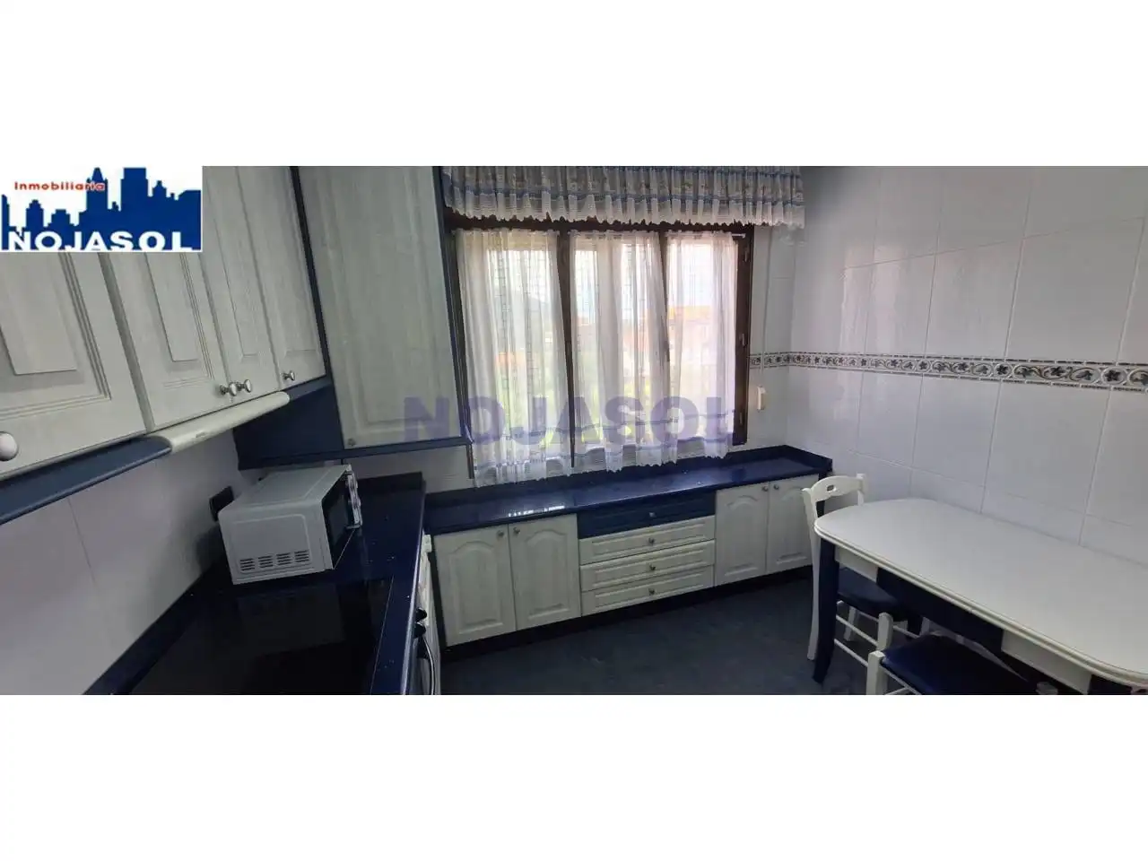 Cocina de Piso de alquiler en Noja con Terraza y Amueblado
