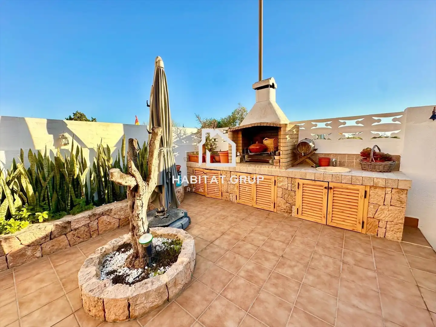 Detached homes for sale in Ses Figueretes - Platja d'en Bossa - Cas Serres