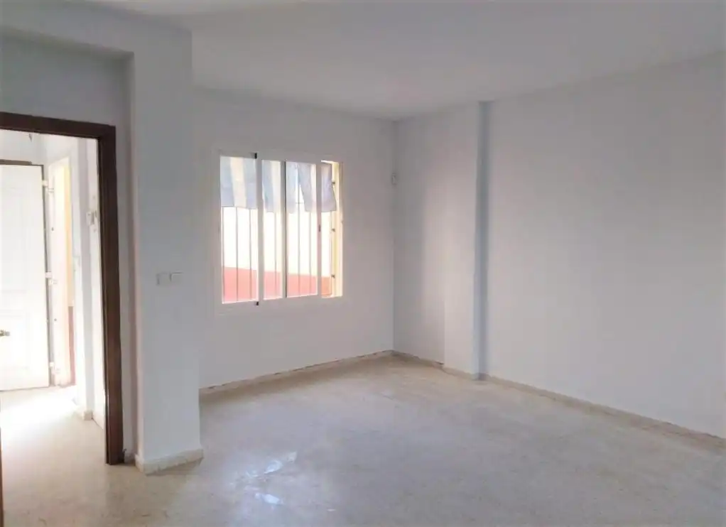 Piso en venta en C/ Batea, Cantillana