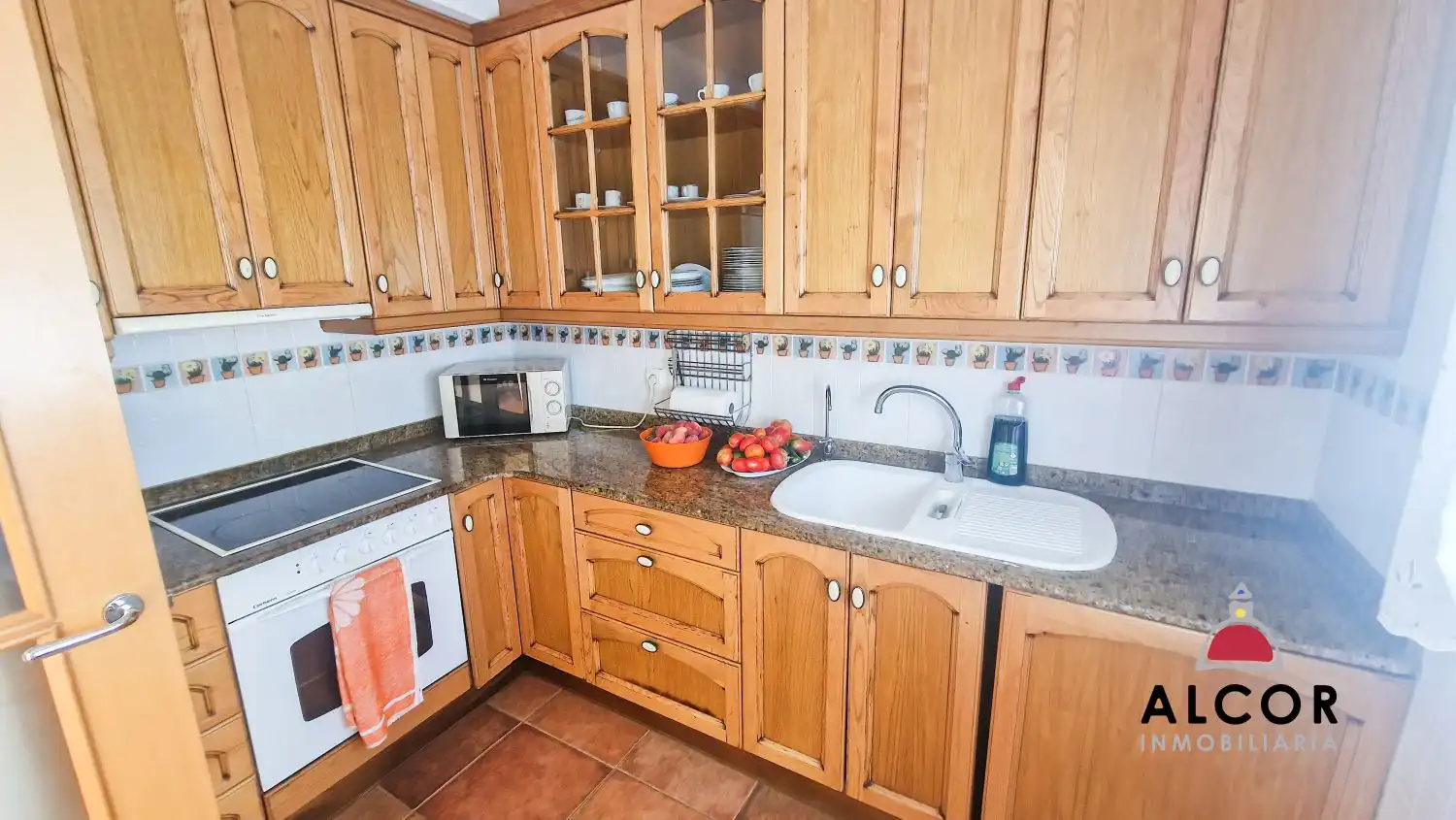 Cocina de Casa adosada en venta en Benicarló con Aire acondicionado, Terraza y Trastero
