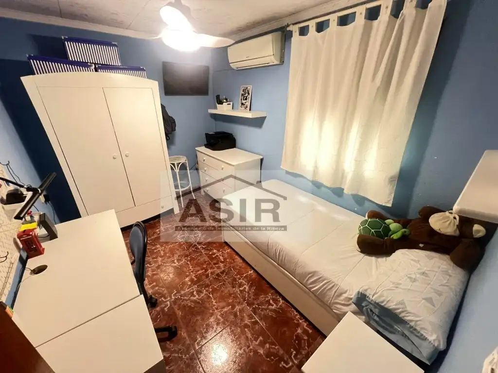 Dormitori de Pis de lloguer en Alzira