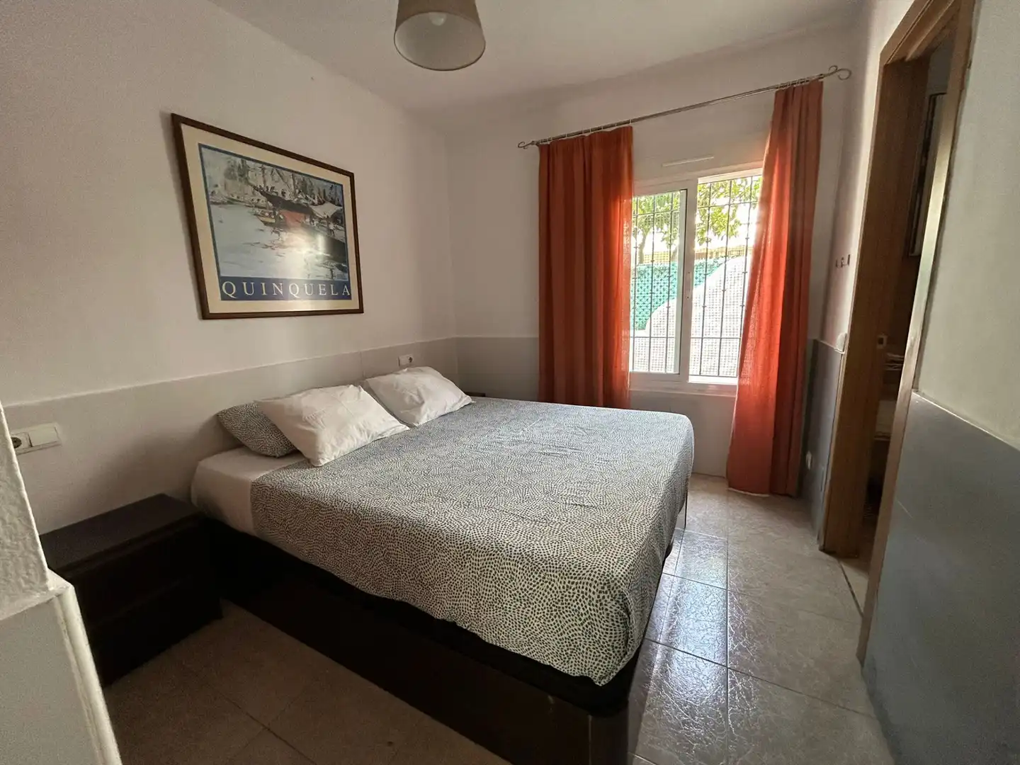 Habitación de Planta baja en venta en Estepona con Jardín privado, Terraza y Piscina