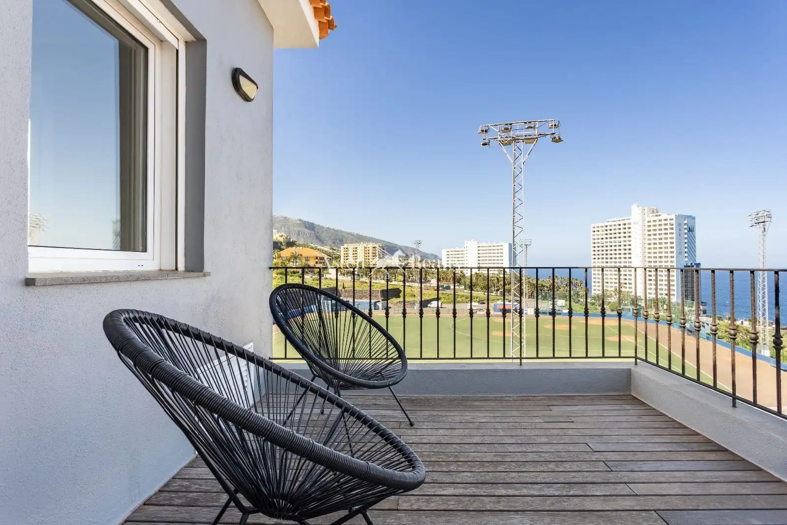 Houses for sale in De La Lancha, Playa Jardín