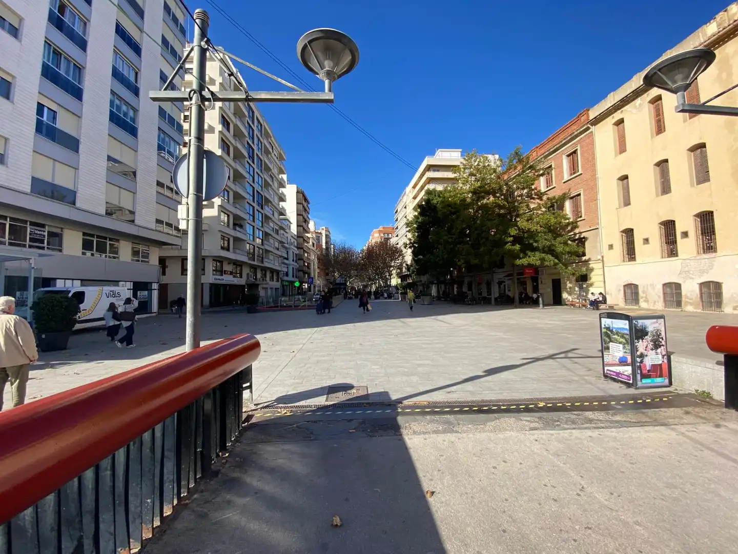 Local comercial en venta en Carrer Nogueres 1, imagen 28