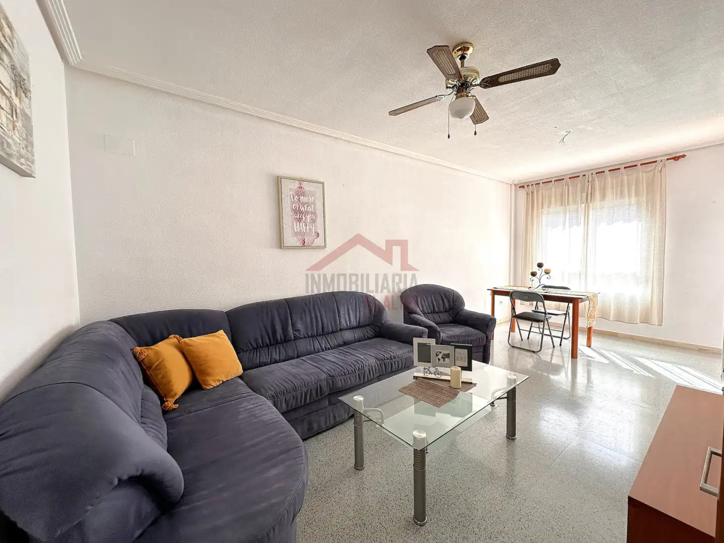 Living room of Flat for sale in Elche / Elx  with Storage room, Furnished and Oven