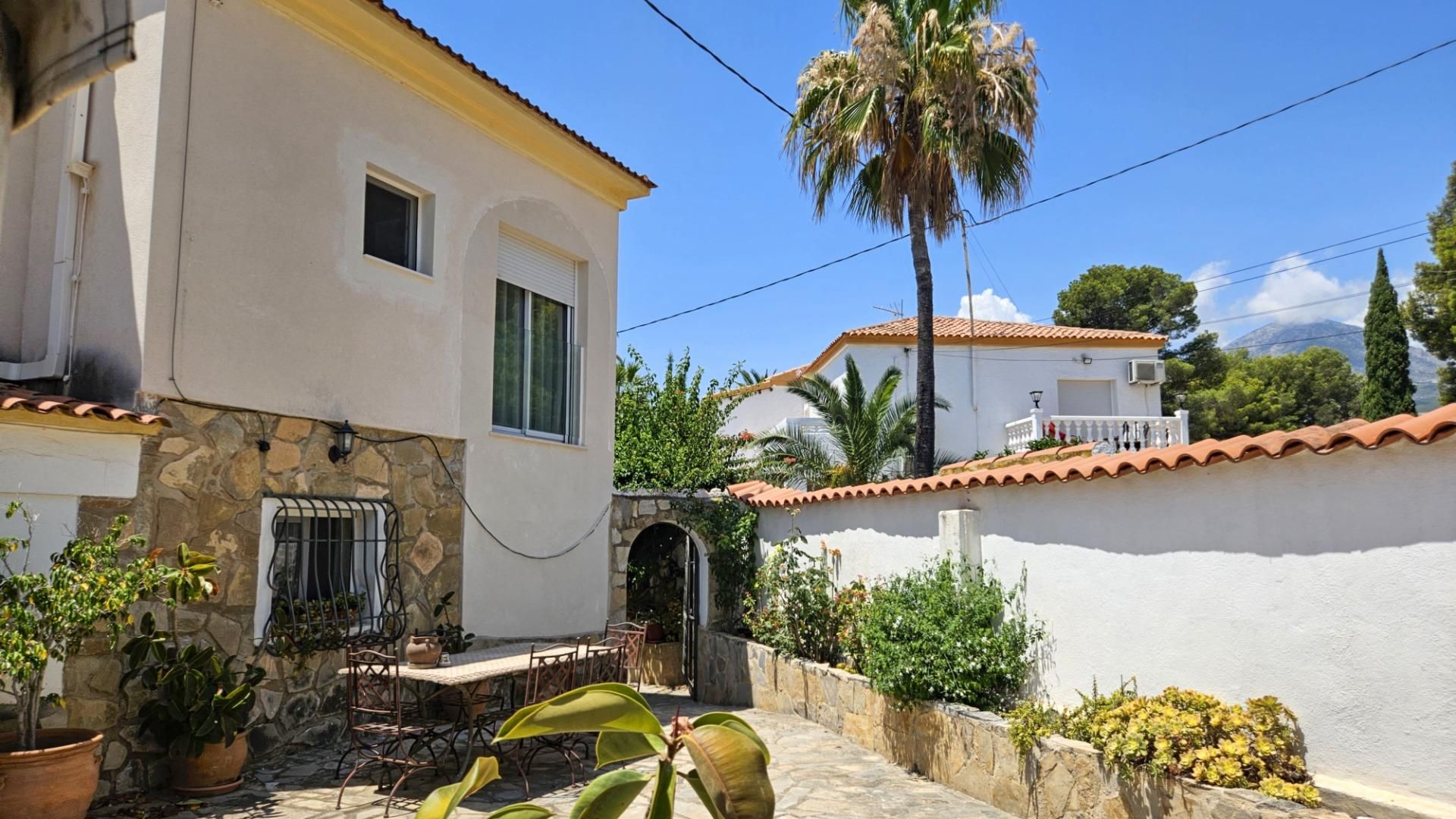 Exterior view of House or chalet for sale in La Nucia  with Air Conditioner, Heating and Private garden