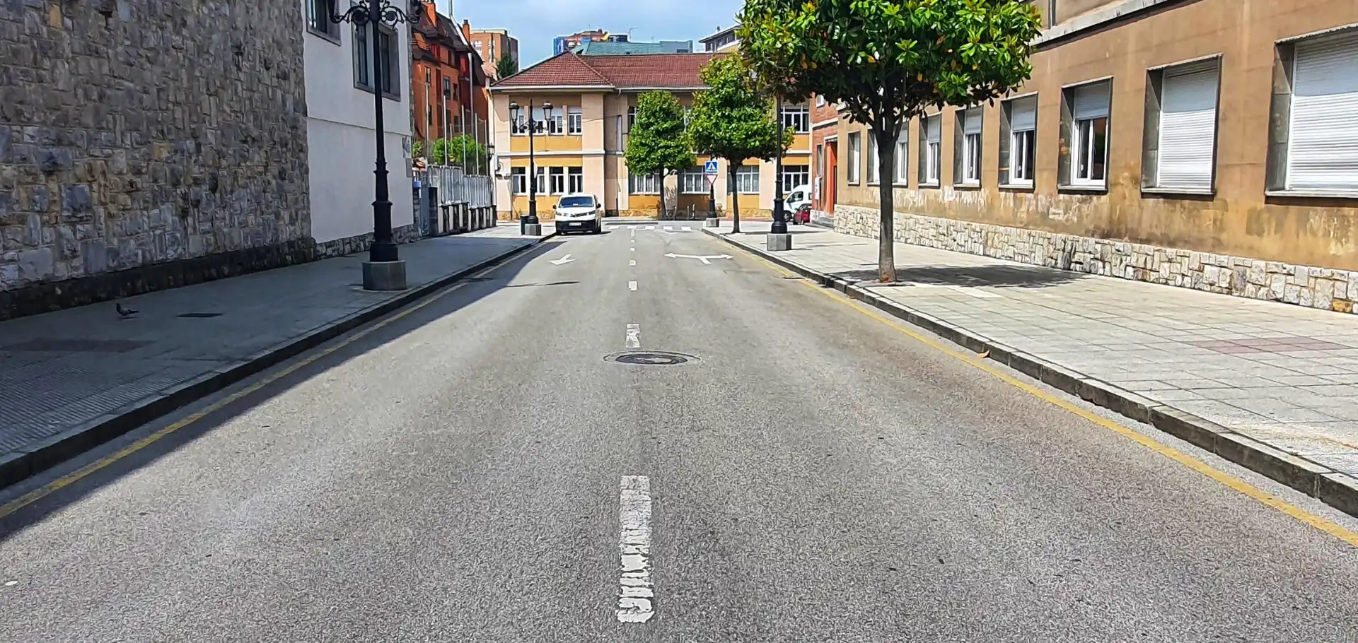 Vista exterior de Garaje en venta en Oviedo 