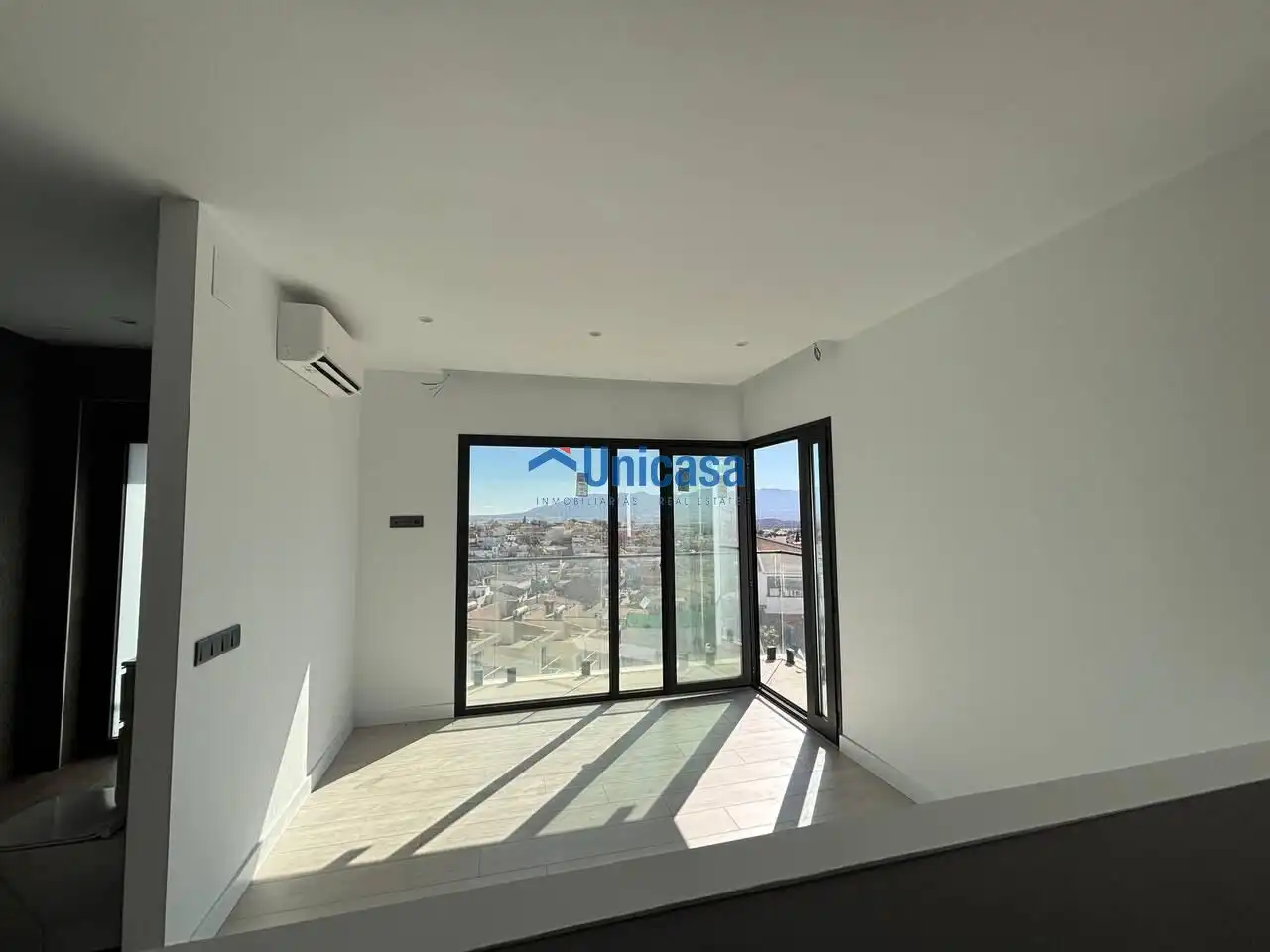 Living room of Detached homes for sale in Puerto de la Torre - Atabal