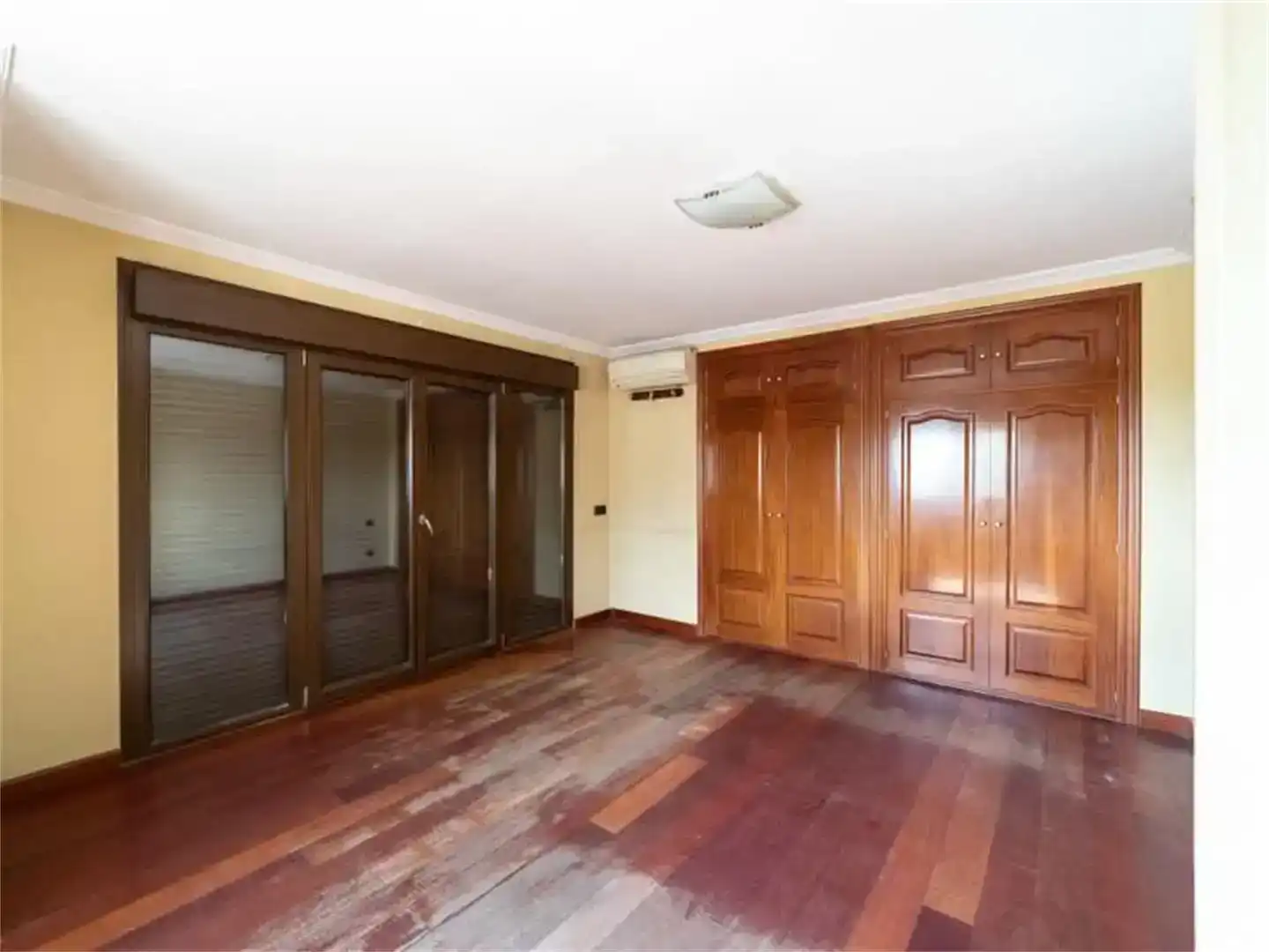 Casa o chalet en venta en  Madrid Capital con Aire acondicionado, Piscina y Balcón