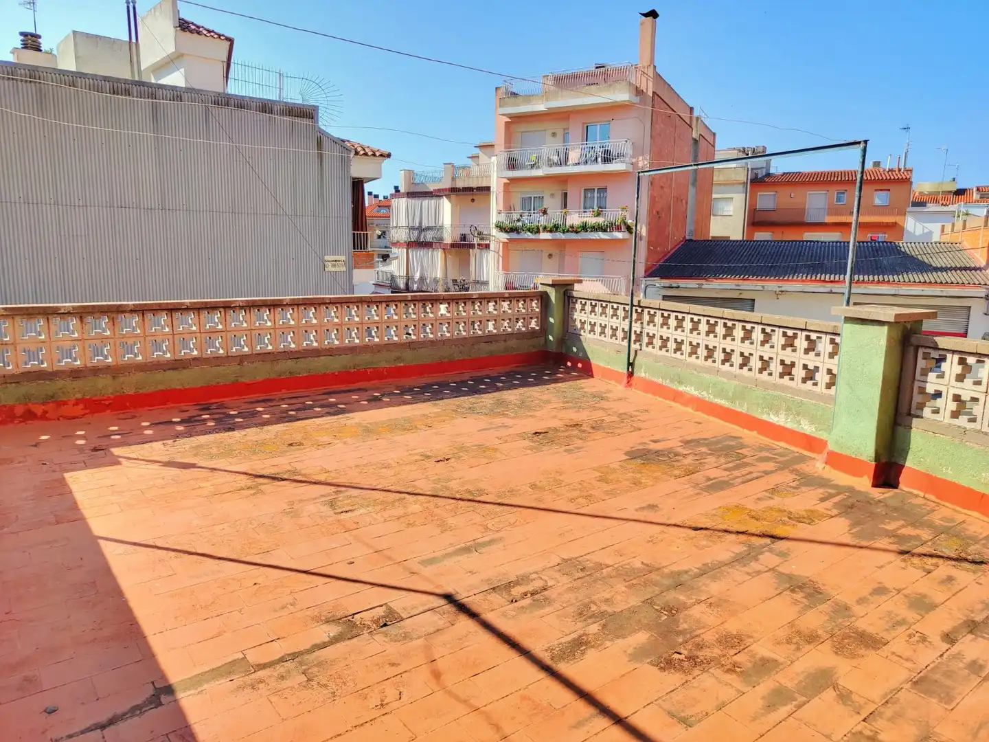 Reihenhaus mit Terrasse zum Verkauf in Carrer Tordera, imagen 4