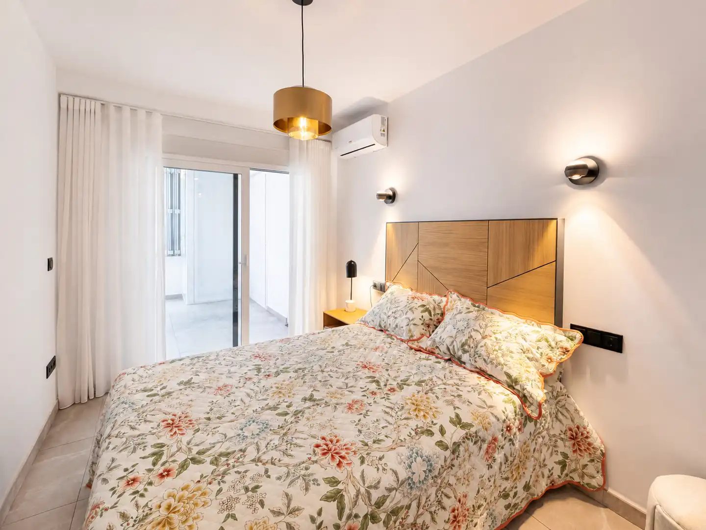 Dormitori de Apartament en venda en Calpe / Calp amb Aire condicionat, Calefacció i Jardí privat