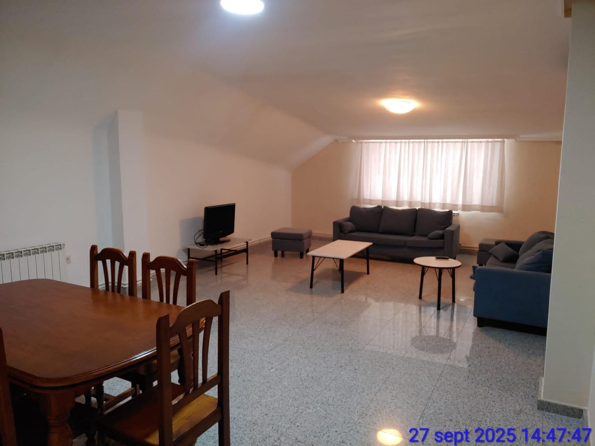 Sala de estar de Piso en venta en Cáceres Capital con Calefacción, Terraza y Trastero