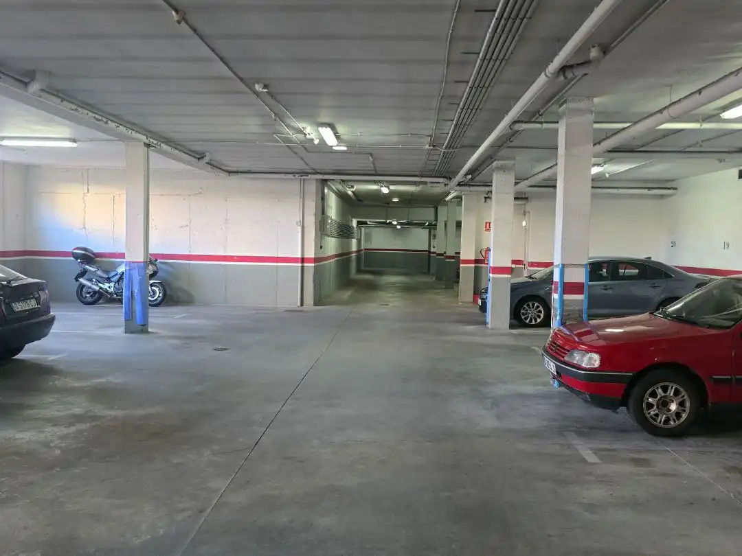 Parking of Flat for sale in Villaquilambre, León