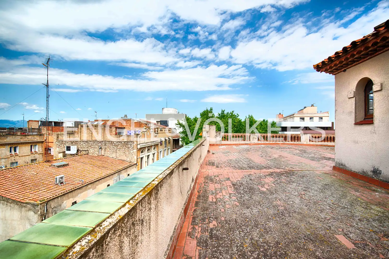 Terraza de Piso en venta en Figueres con Calefacción y Balcón