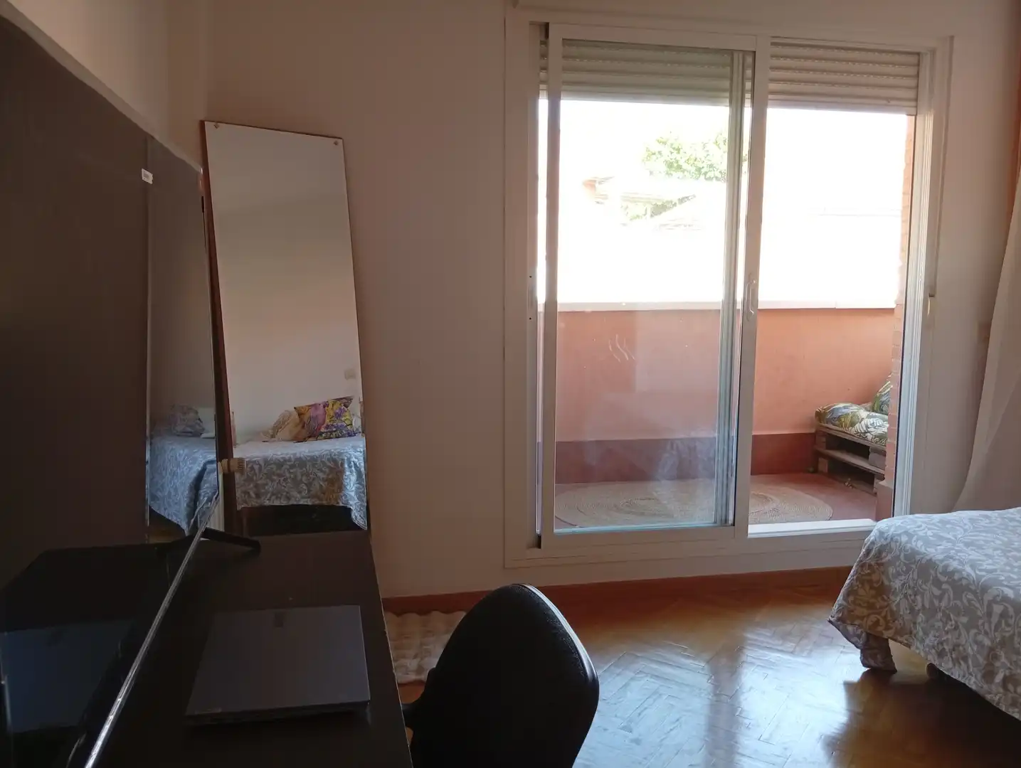Dormitori de Casa adosada en venda en Daganzo de Arriba amb Aire condicionat, Calefacció i Jardí privat