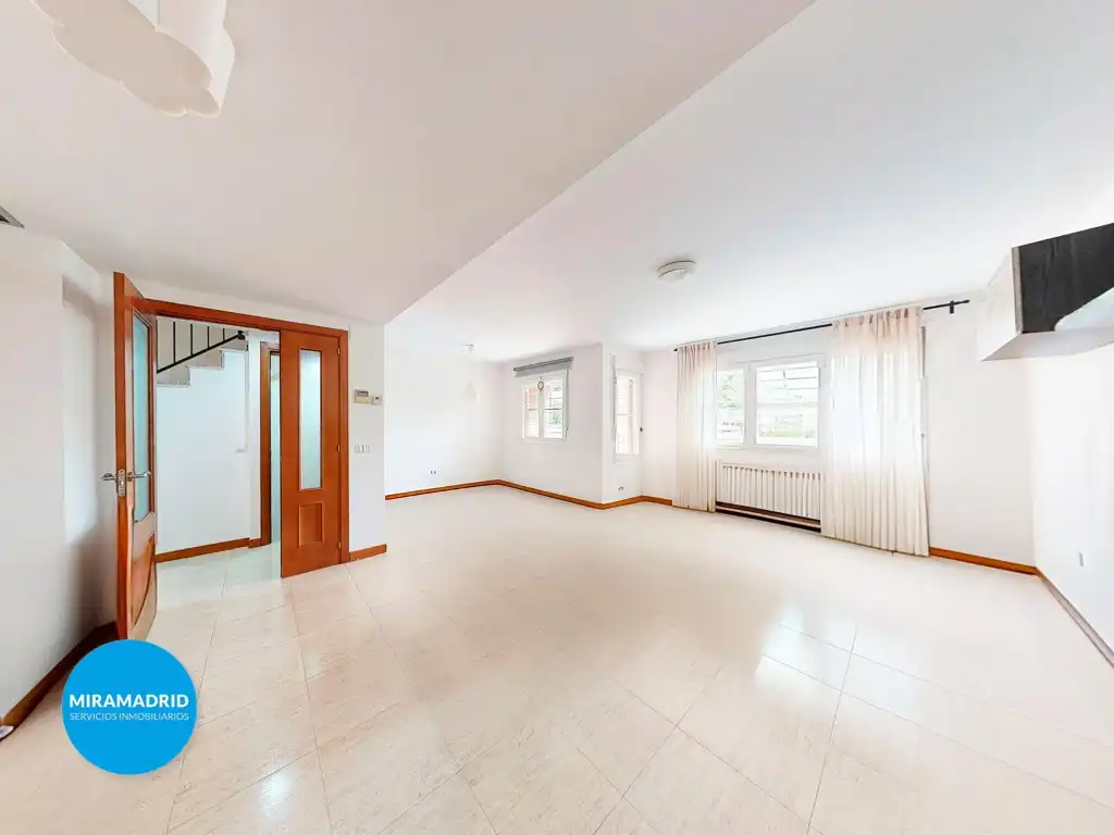 Detached homes for sale in Paracuellos de Jarama  with Air Conditioner and Swimming Pool