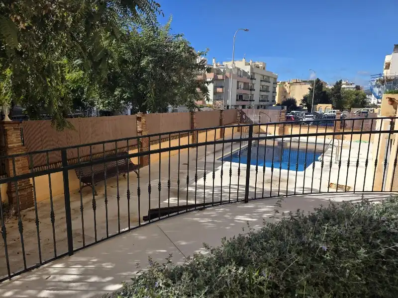 Piscina de Apartamento en venta en Nerja con Aire acondicionado, Calefacción y Terraza