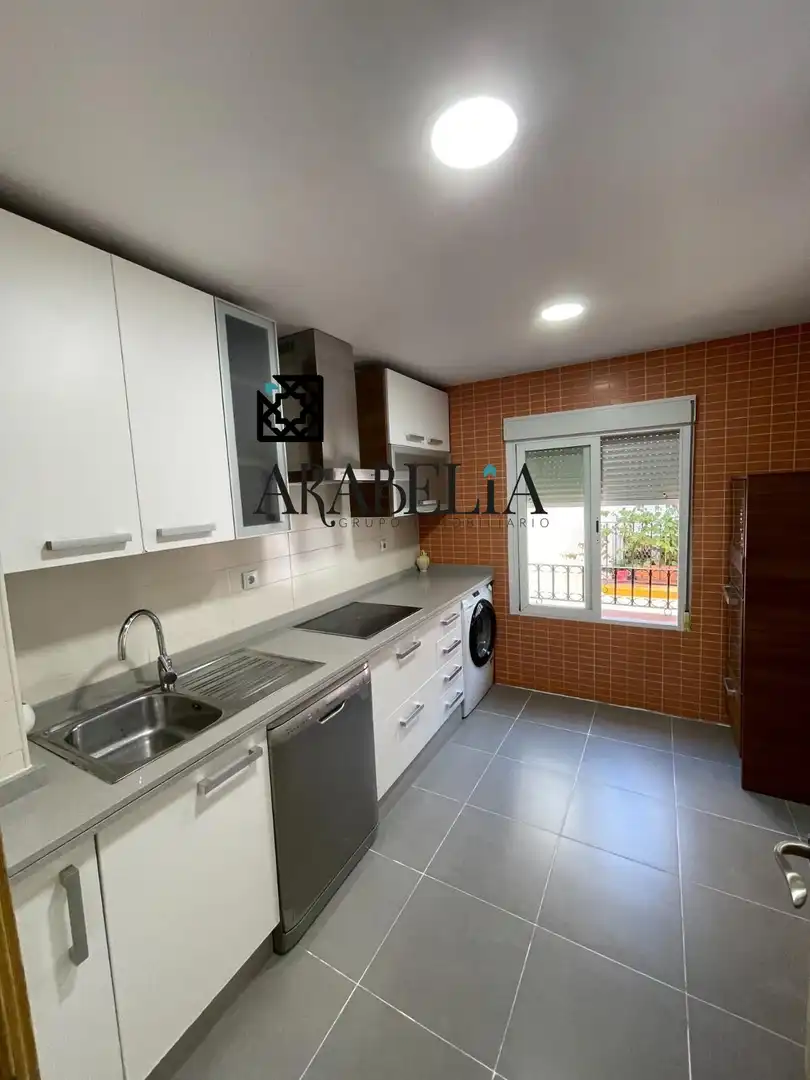 Kitchen of Flat for sale in Córdoba  with Air Conditioner