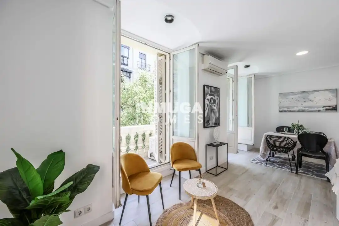 Flat for rent in Sol