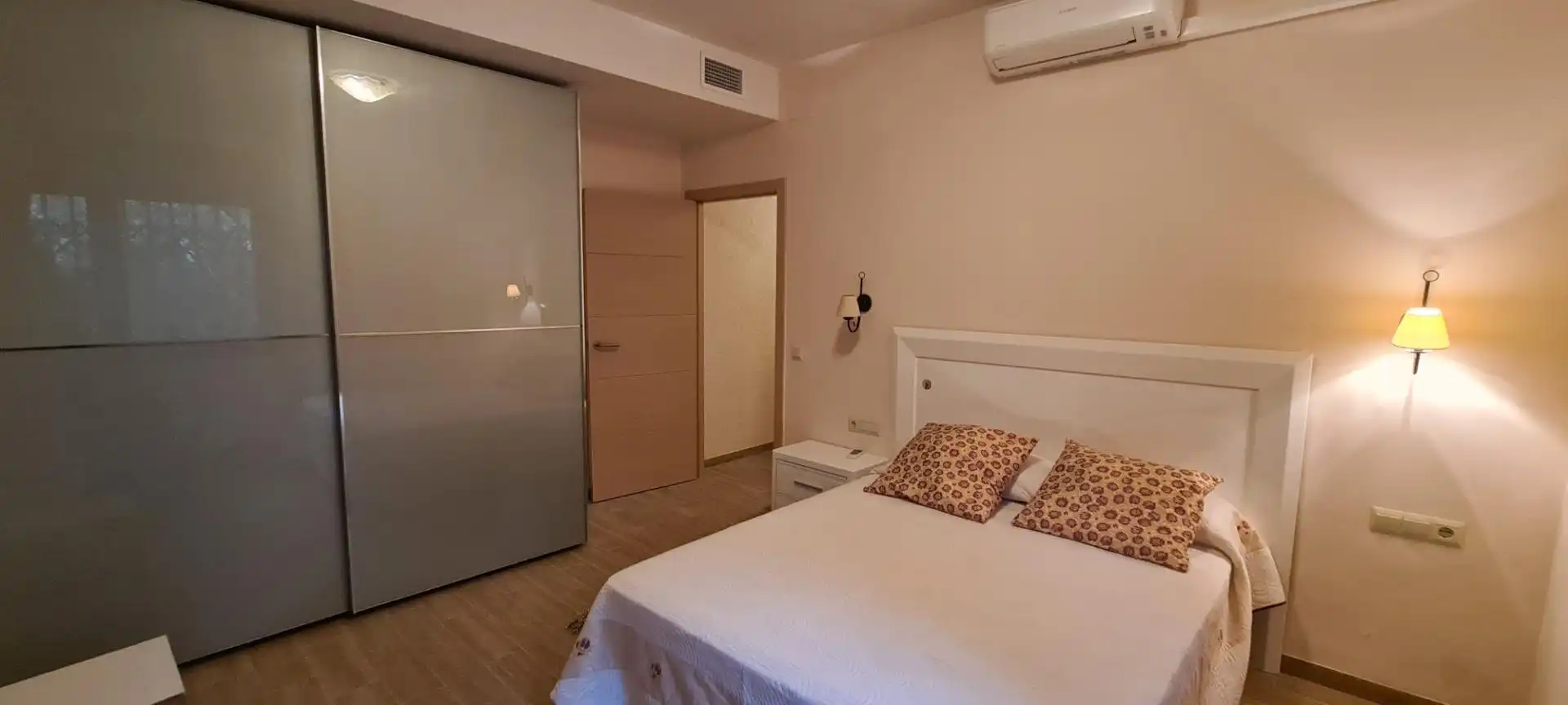 Dormitori de Casa o xalet en venda en L'Ametlla de Mar  amb Aire condicionat, Calefacció i Jardí privat