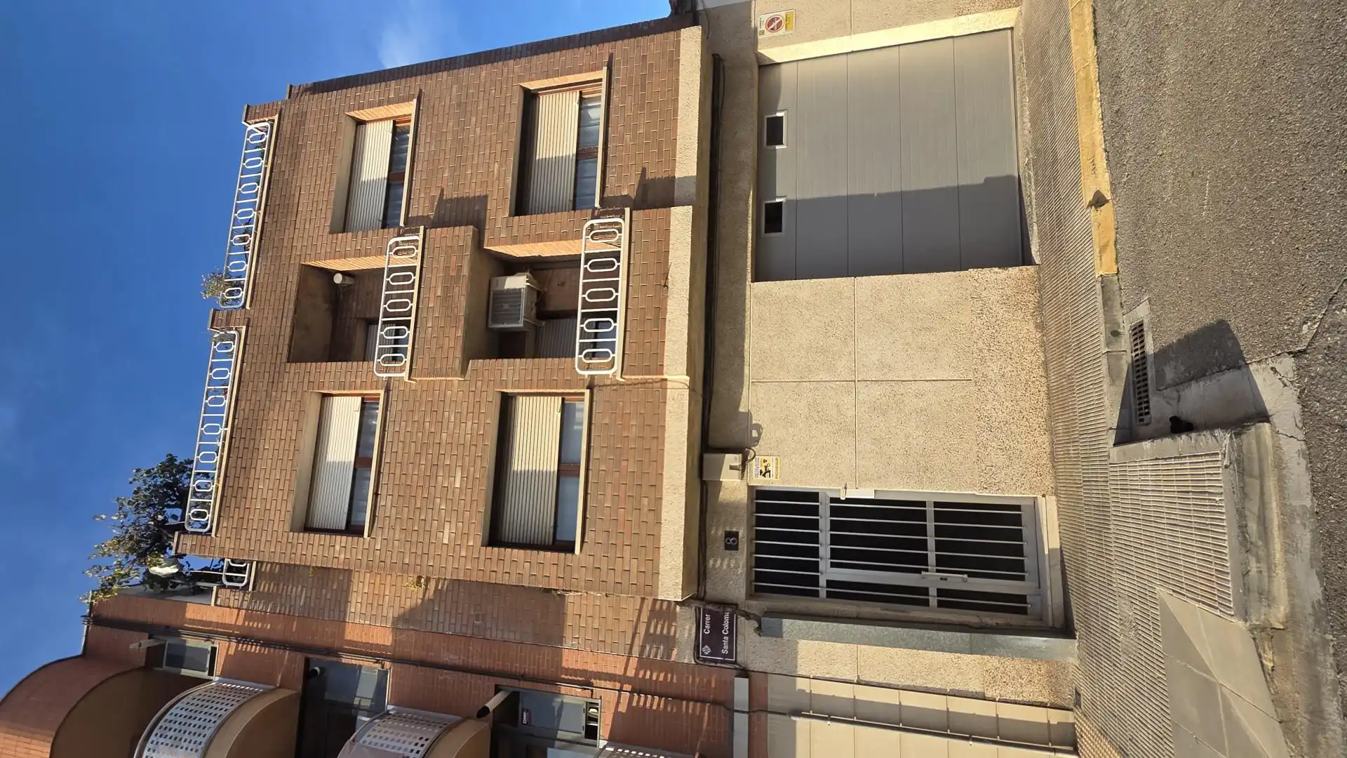 Vista exterior de Casa adosada en venta en Lleida con Calefacción