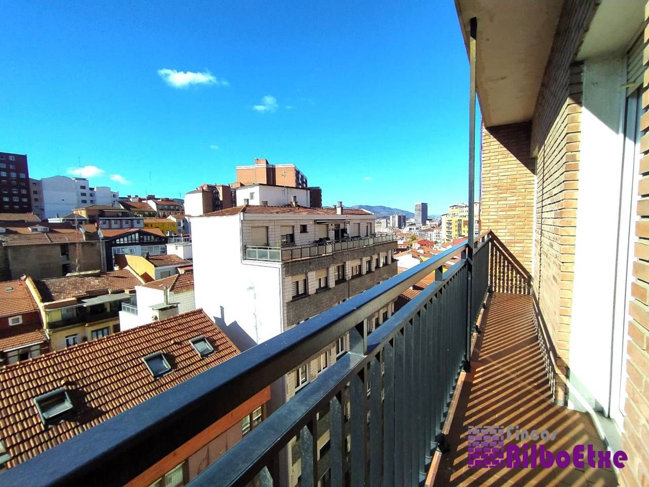 Exterior view of Flat for sale in Bilbao   with Heating, Terrace and Furnished