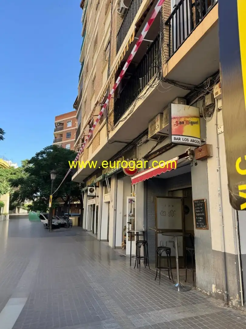 Local comercial en venda a Patraix