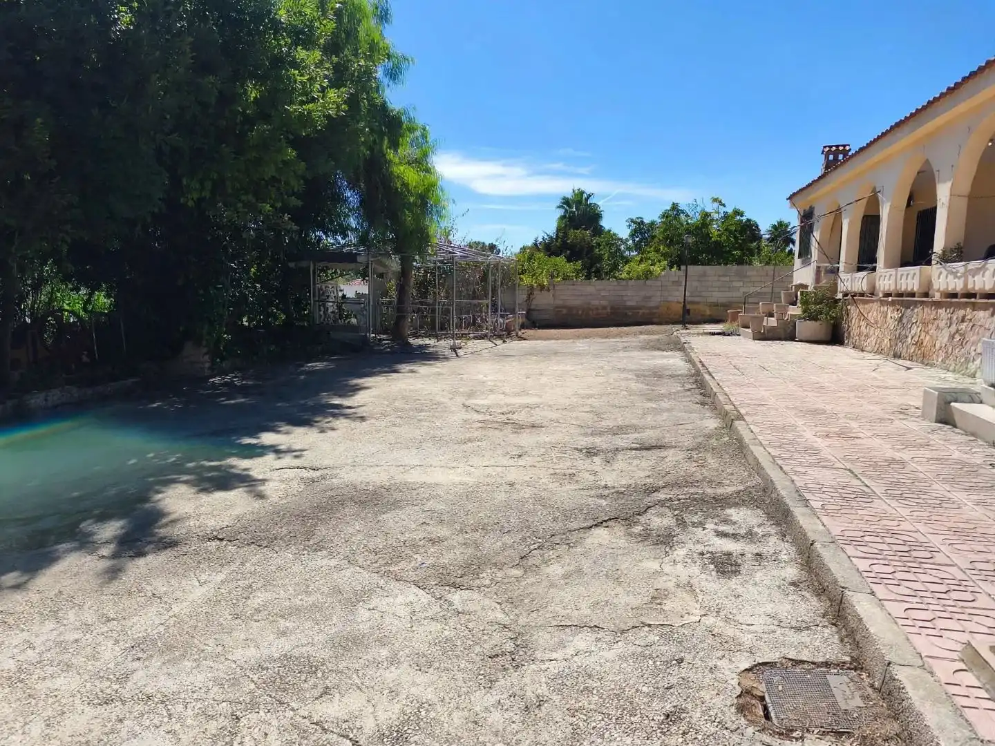 Detached house with garden for sale in Plaça Numero 4 358, imagen 4