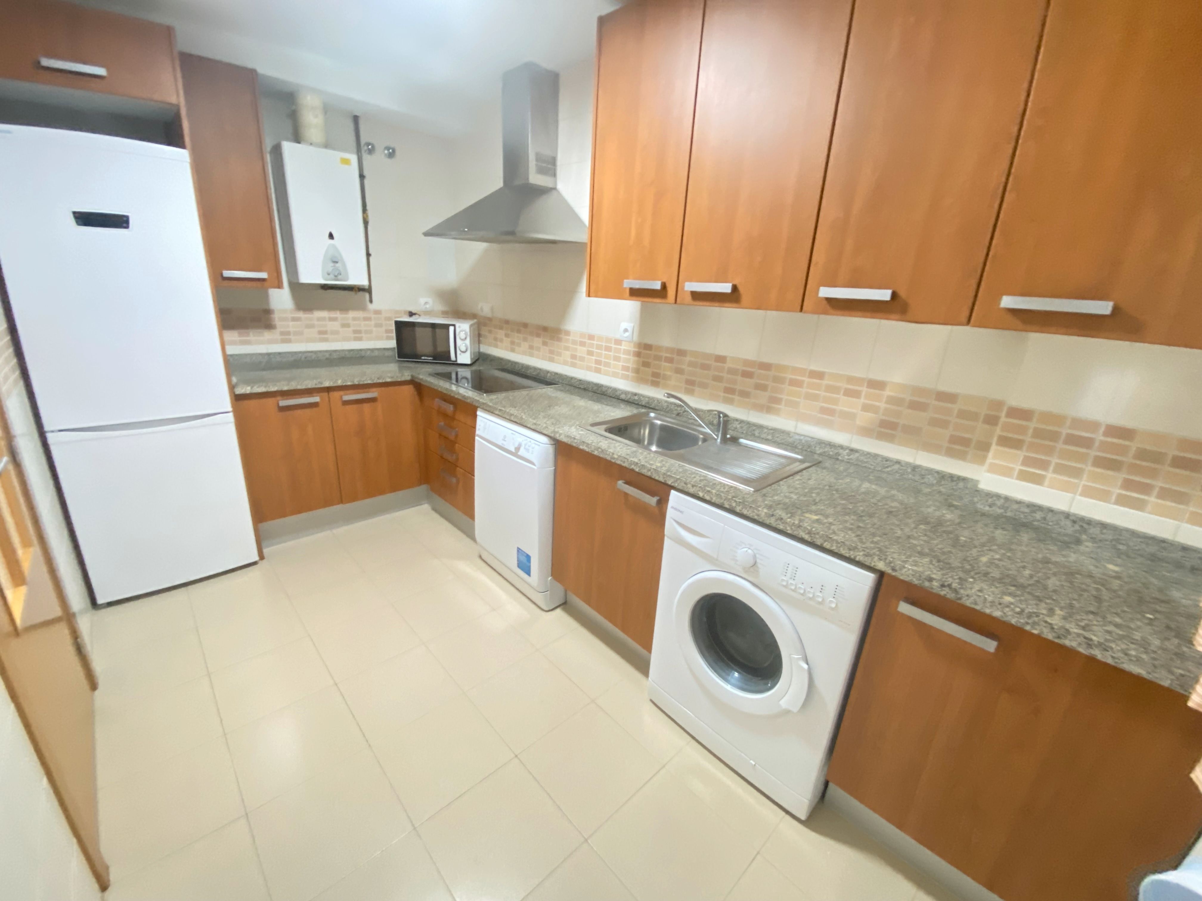 Cocina de Piso de alquiler en Málaga Capital con Terraza, Amueblado y Lavadora