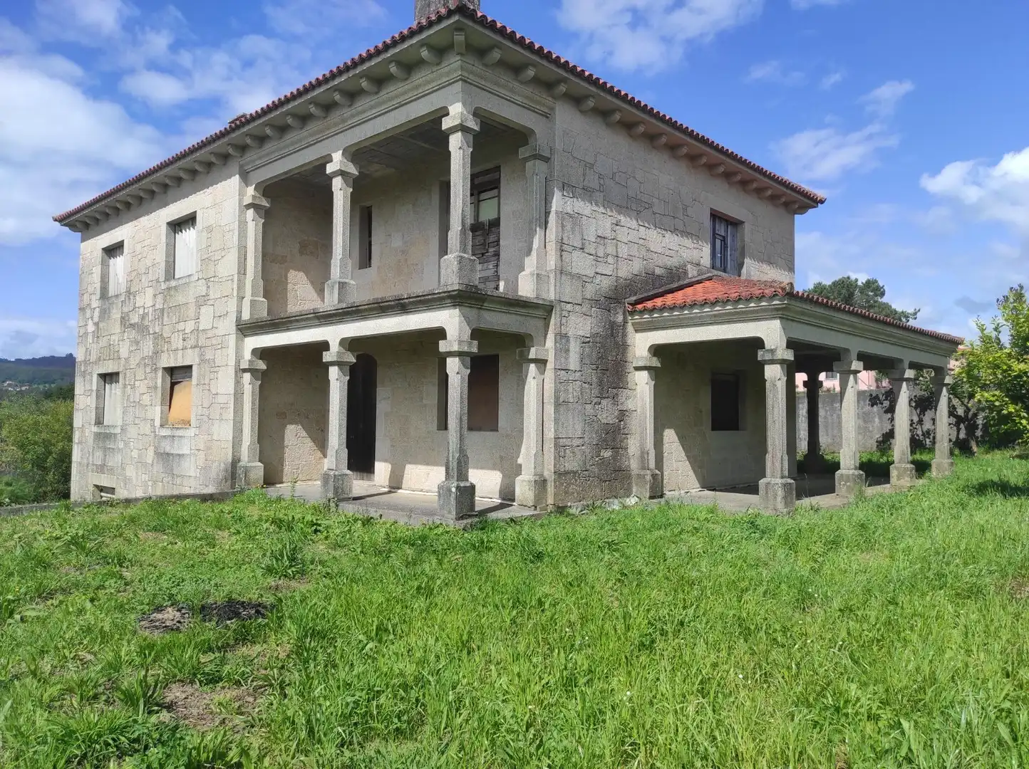 Exterior view of Houses for sale in Santiago de Compostela   with Private garden and Terrace