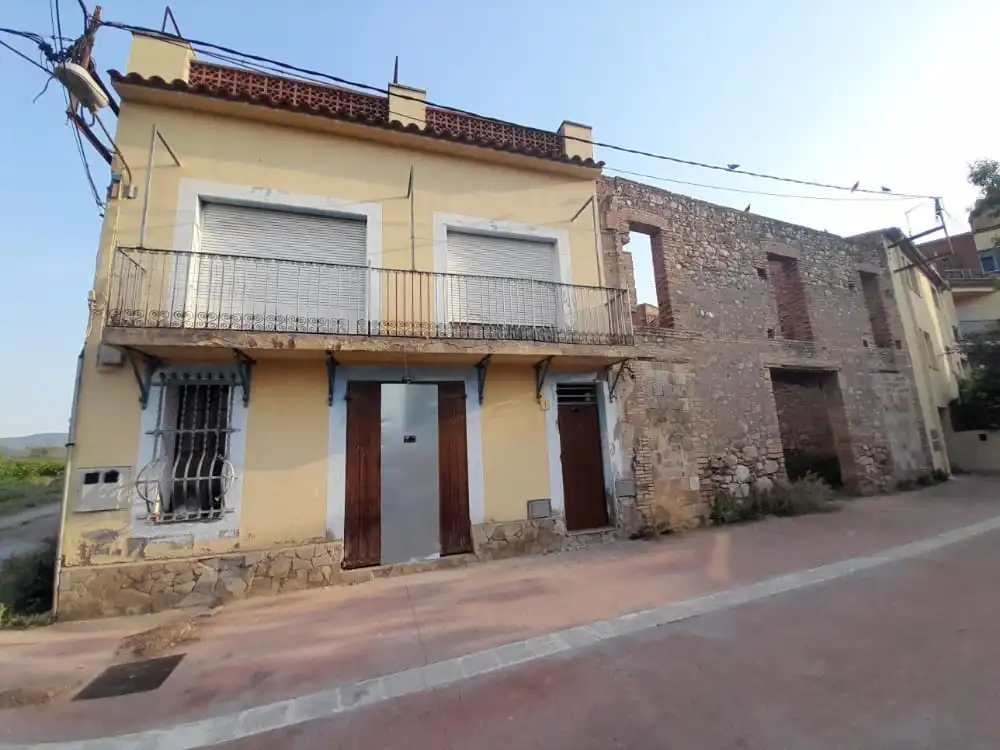 Vista exterior de Casa adosada en venda en Piera amb Terrassa i Traster
