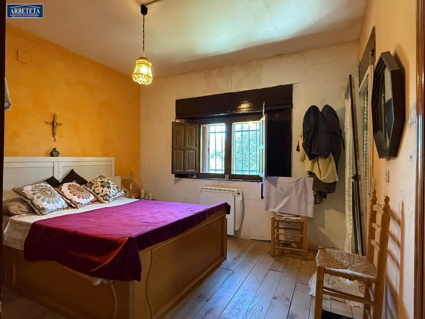 Habitación de Casa adosada en venta en Trijueque con Calefacción, Jardín privado y Trastero