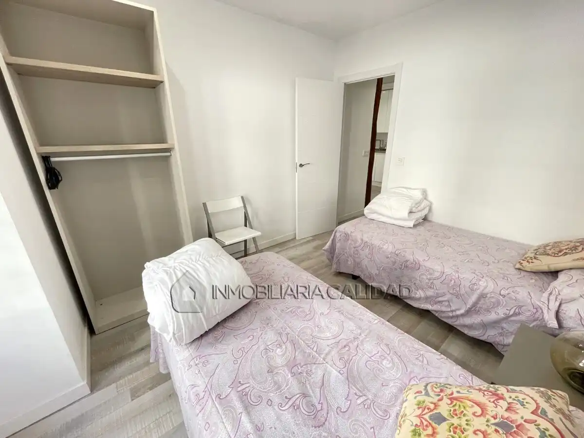 Habitación de Piso de alquiler en Burgos con Calefacción y Amueblado