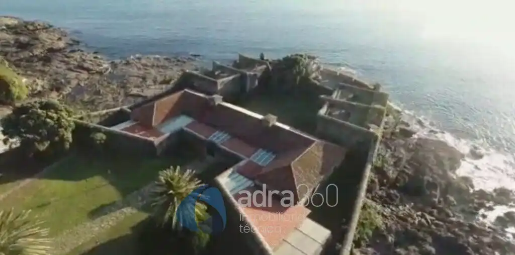 Exterior view of Buildings for sale in Corcubión