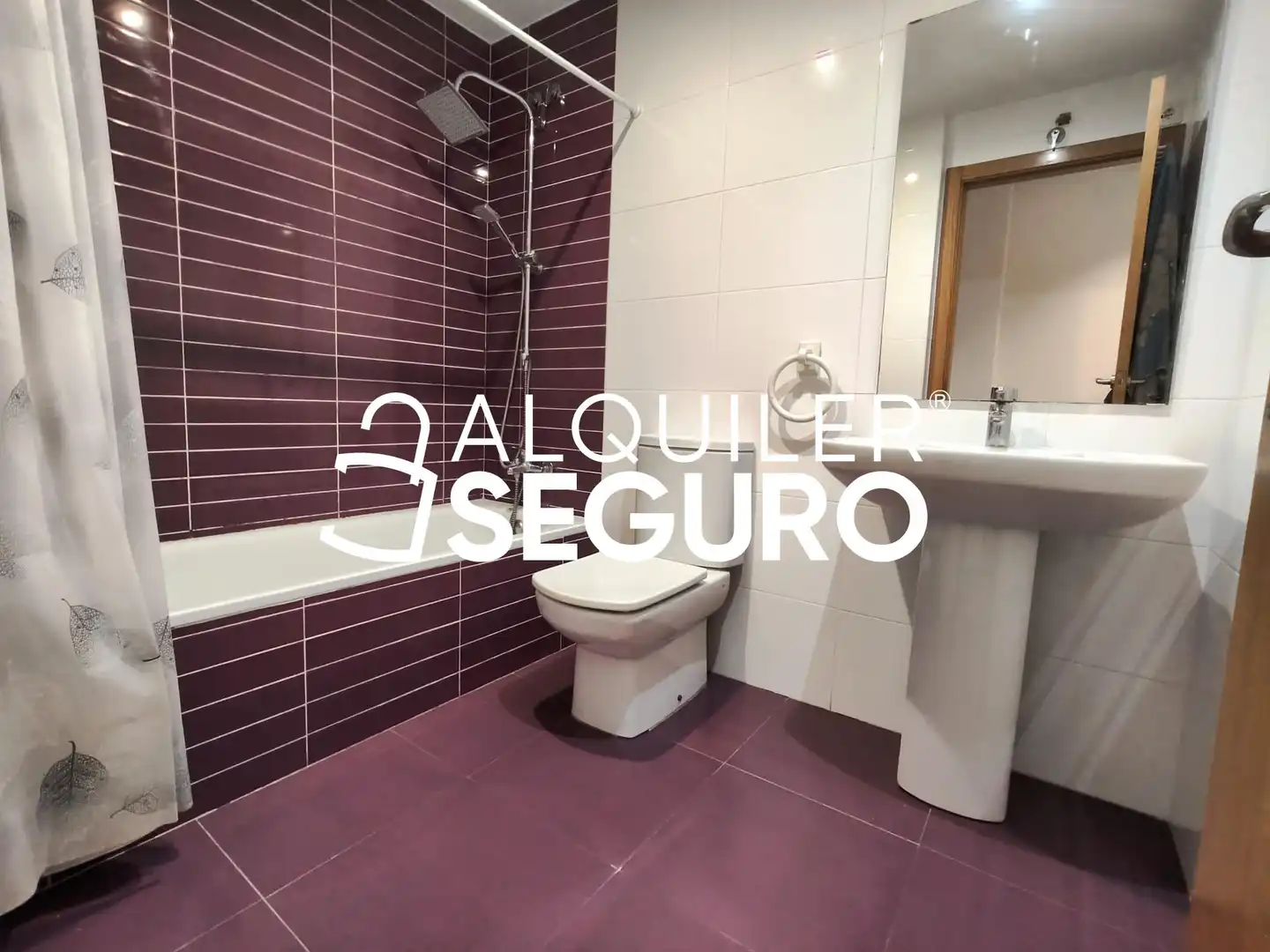 Badezimmer von Wohnung zur Miete in Centro  