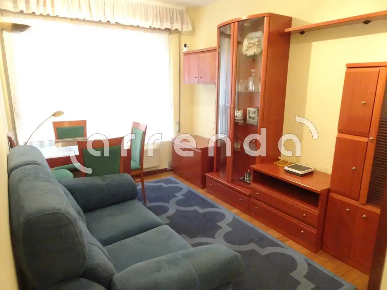 Sala d'estar de Pis de lloguer en Santander amb Calefacció, Parquet i Moblat