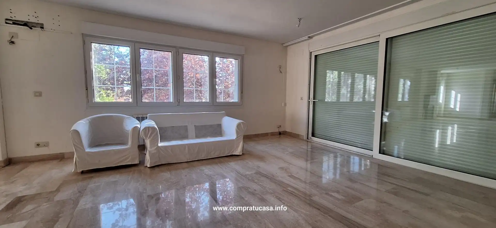 Casa adosada en venta en Calle MISTRAL, Encinillas