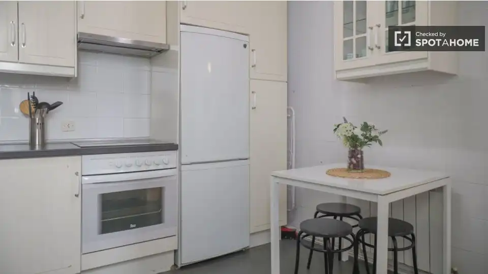 Appartamento con terrazza in affitto a Centro, imagen 8