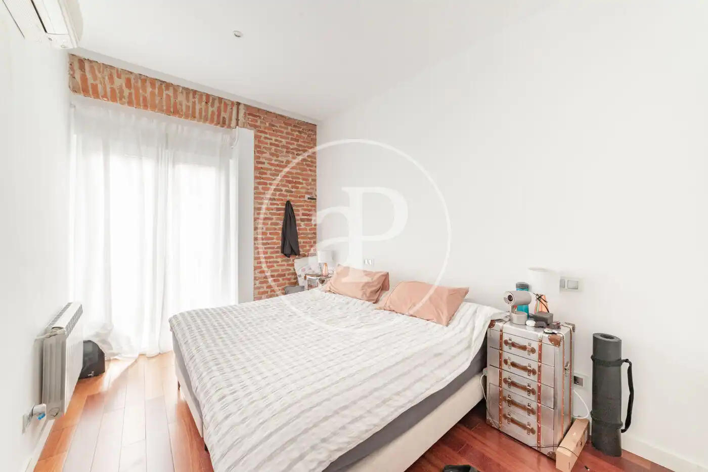 Flat for rent in C. de Calatrava, Palacio
