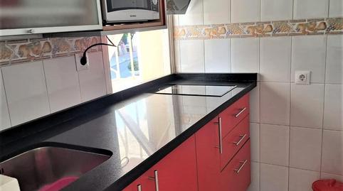 Foto 2 de Pis en venda a Calle Calle de Danza Invisible, 1, El Bajondillo, Torremolinos