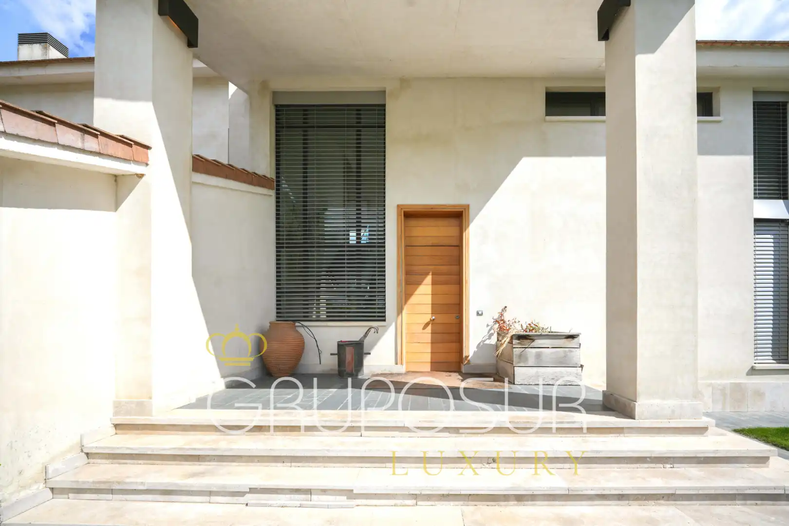Houses for sale in Simancas  with Air Conditioner, Heating and Private garden