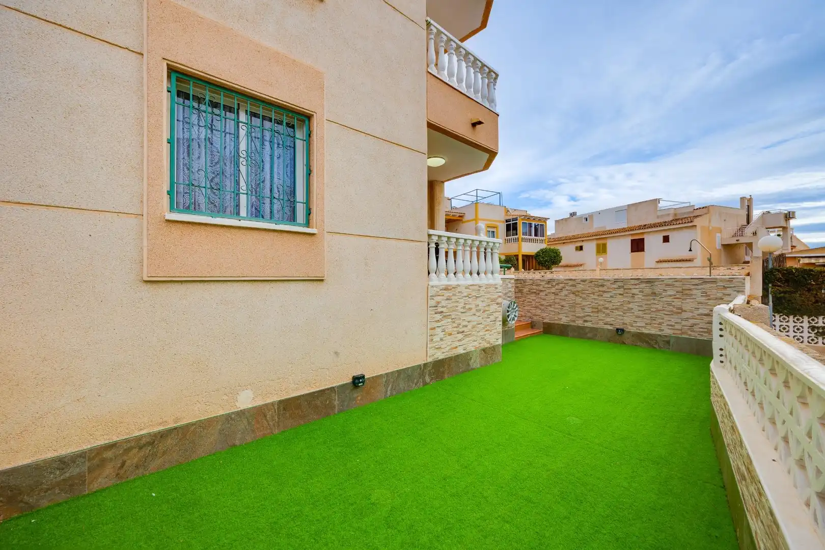 Jardí de Apartament en venda en Torrevieja amb Aire condicionat, Jardí privat i Terrassa