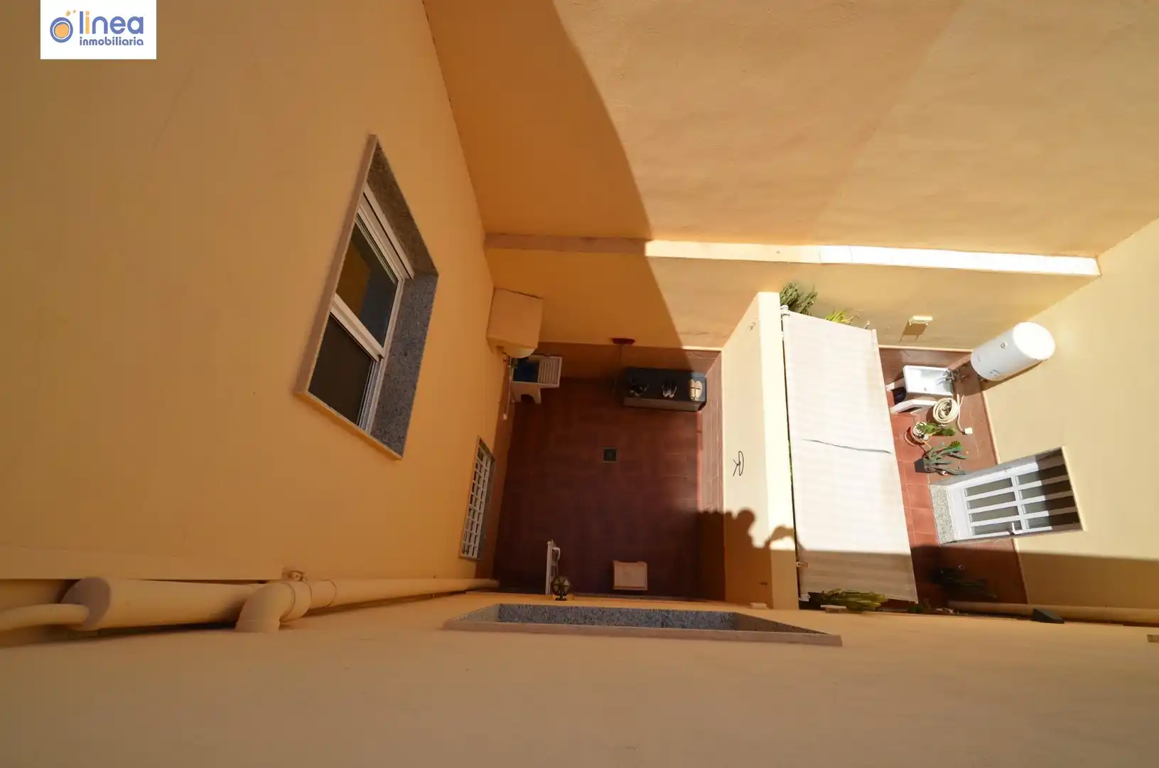 Casa adosada en venta en Calle ANGEL CARA, La Mojonera