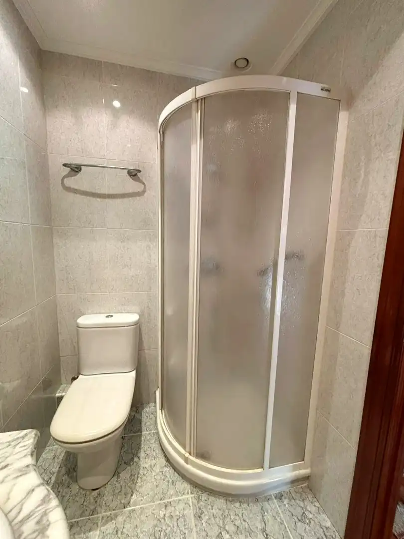 Baño de Piso en venta en Kalero - Basozelai