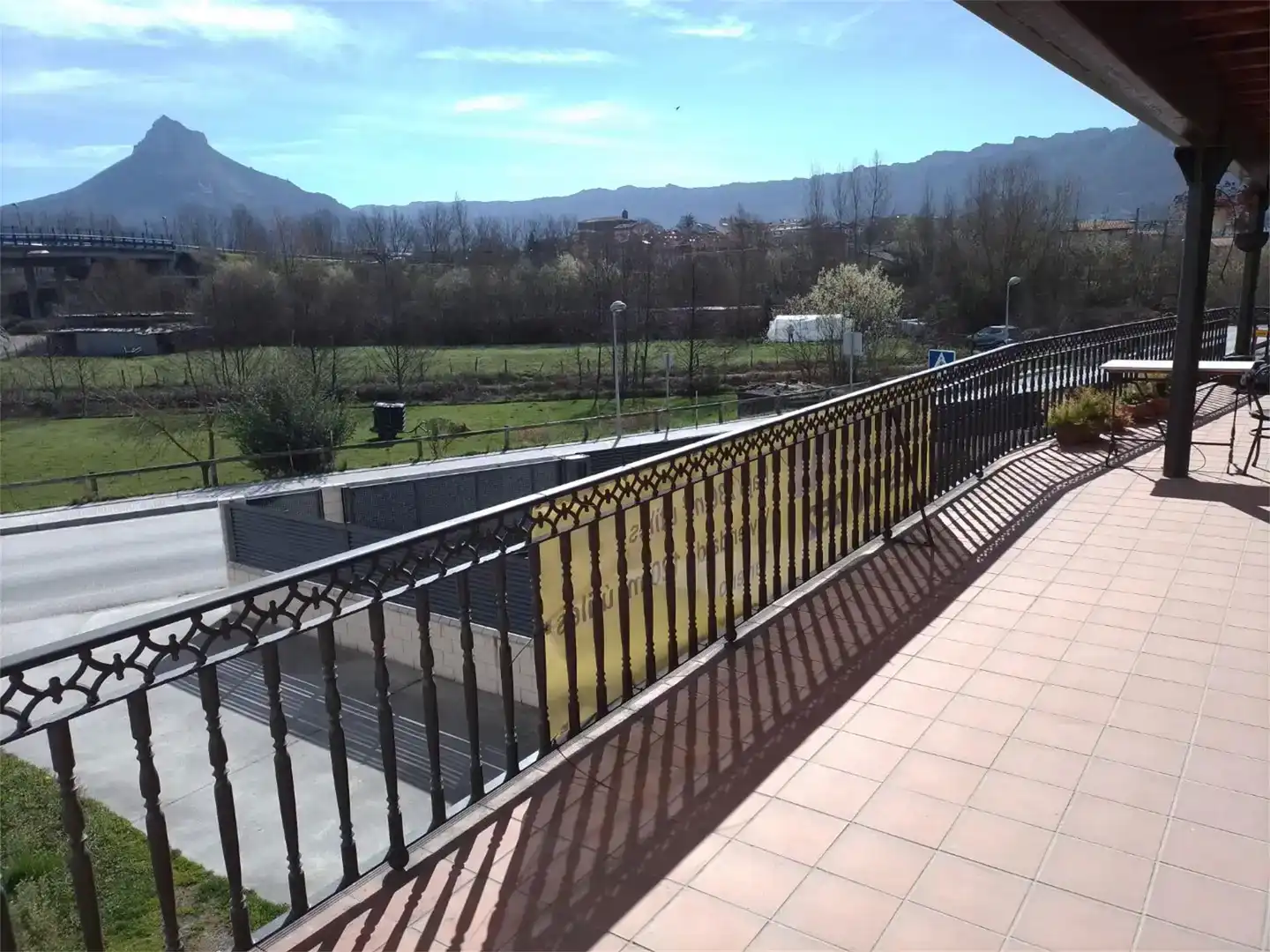 Terraza de Local en venta en Etxarri Aranatz